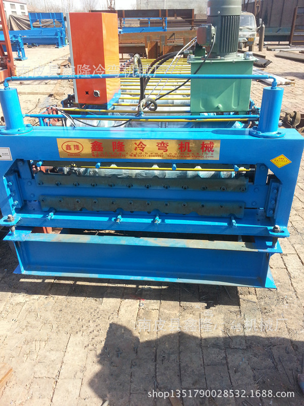 <b>全自动840-1050/900-1080型压瓦机 厂家直销</b>